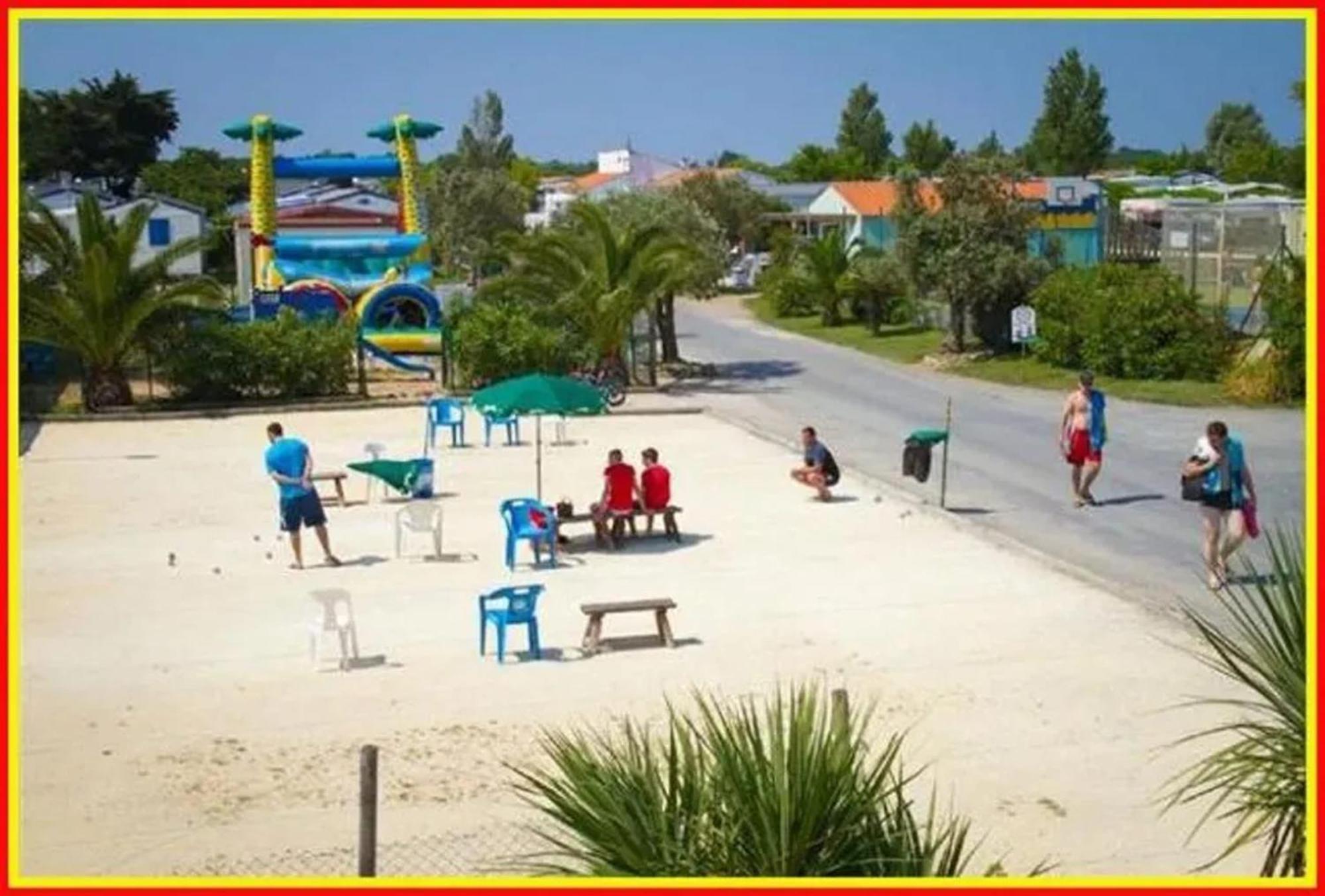 Bungalow De 2 Chambres Avec Piscine Partagee Sauna Et Terrasse A Saint Denis D'Oleron A 1 Km De La Plage Exteriér fotografie